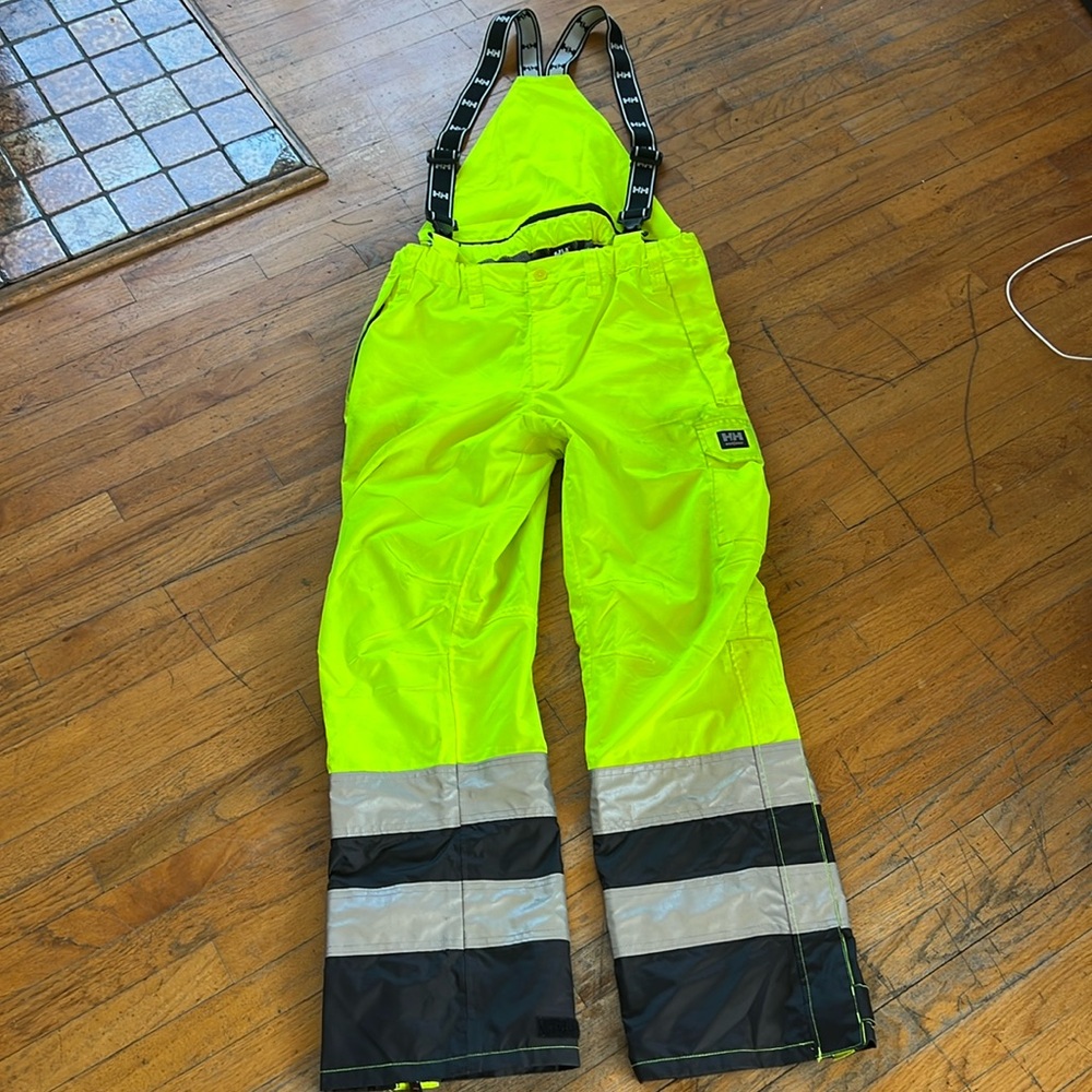 Helly Hansen Men’s Hi- Vis Rain Pants, with Removable Bib. Size Large.